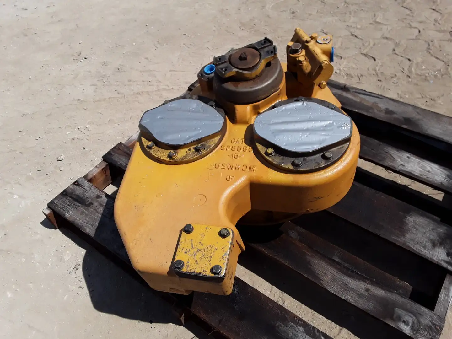 USED TORQUE CONVER image