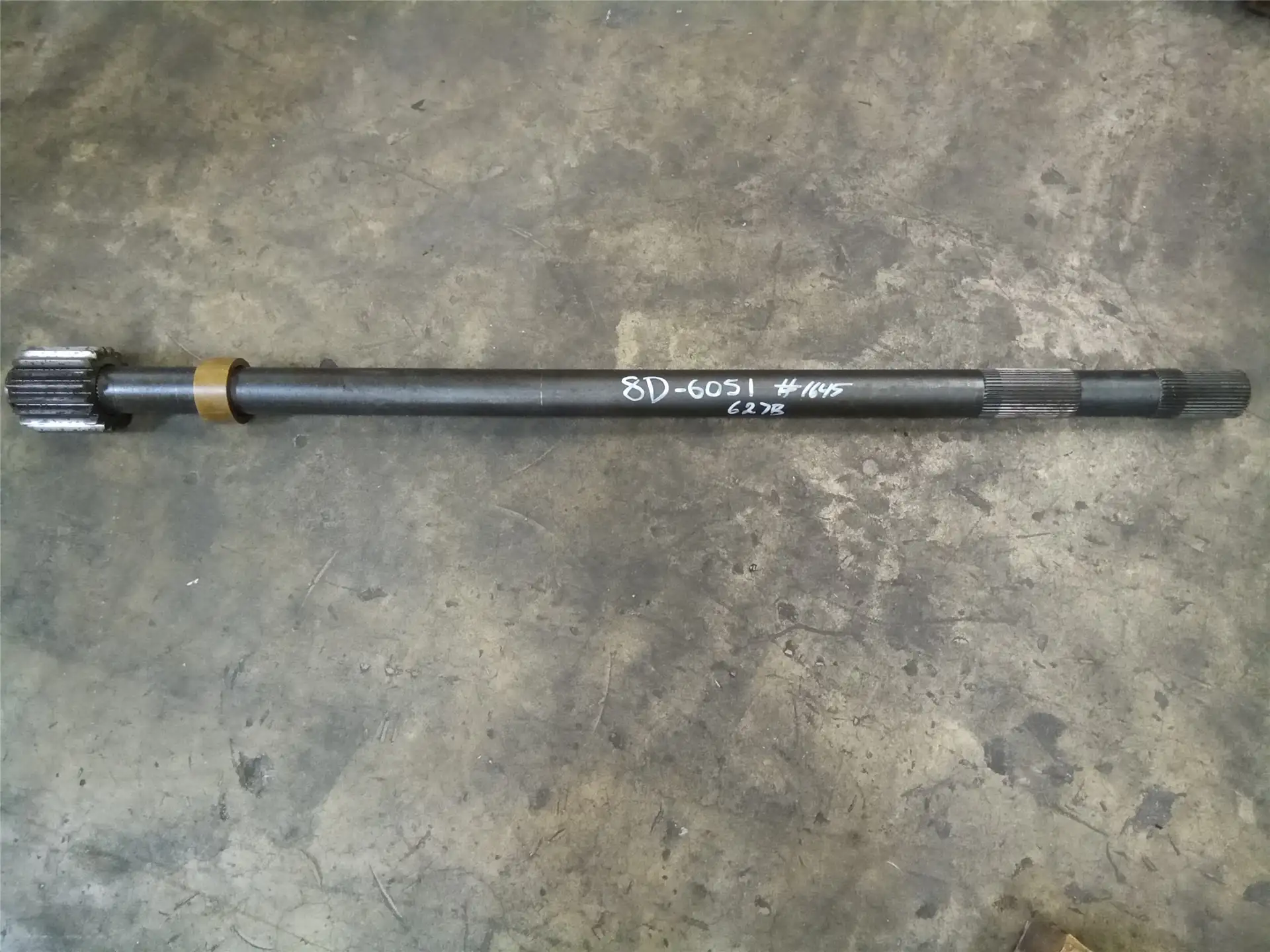 USED AXLE SHAFT image