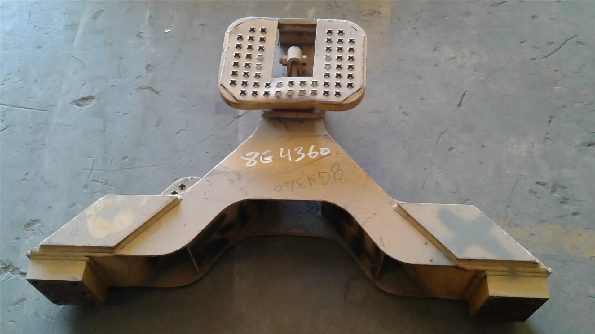 USED-DRAWBAR image