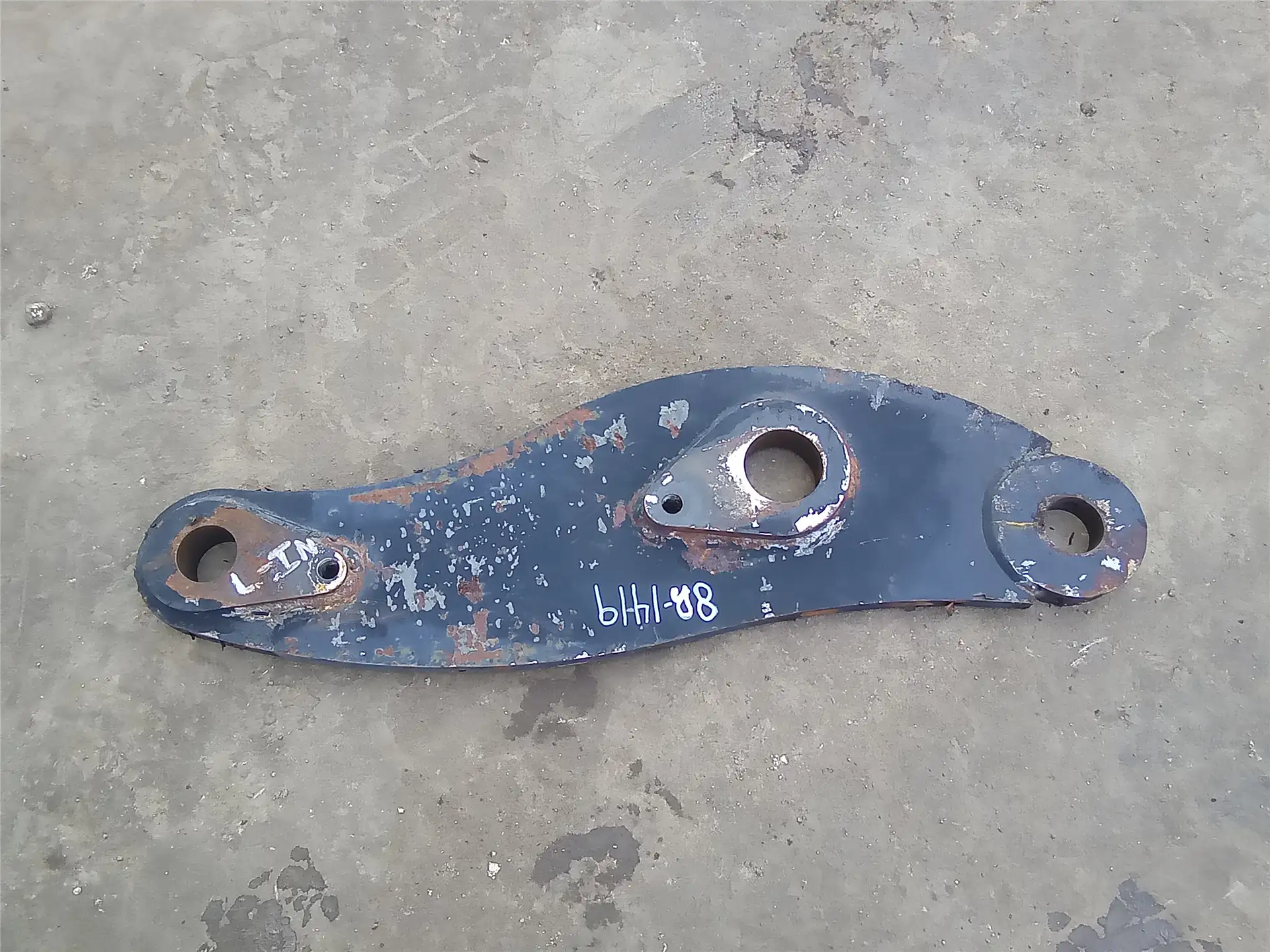 USED REAR LEVER image