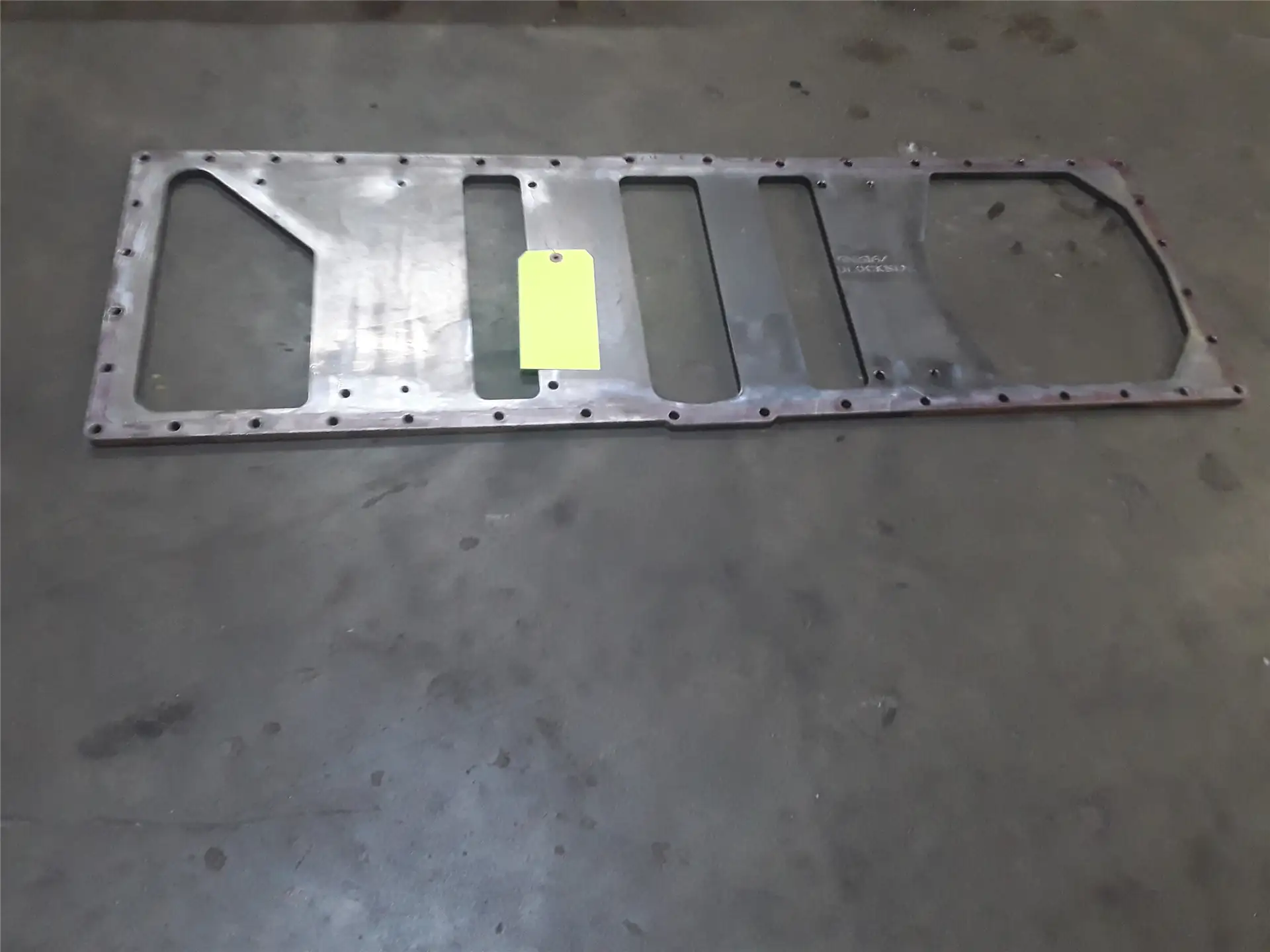 USED PLATE image
