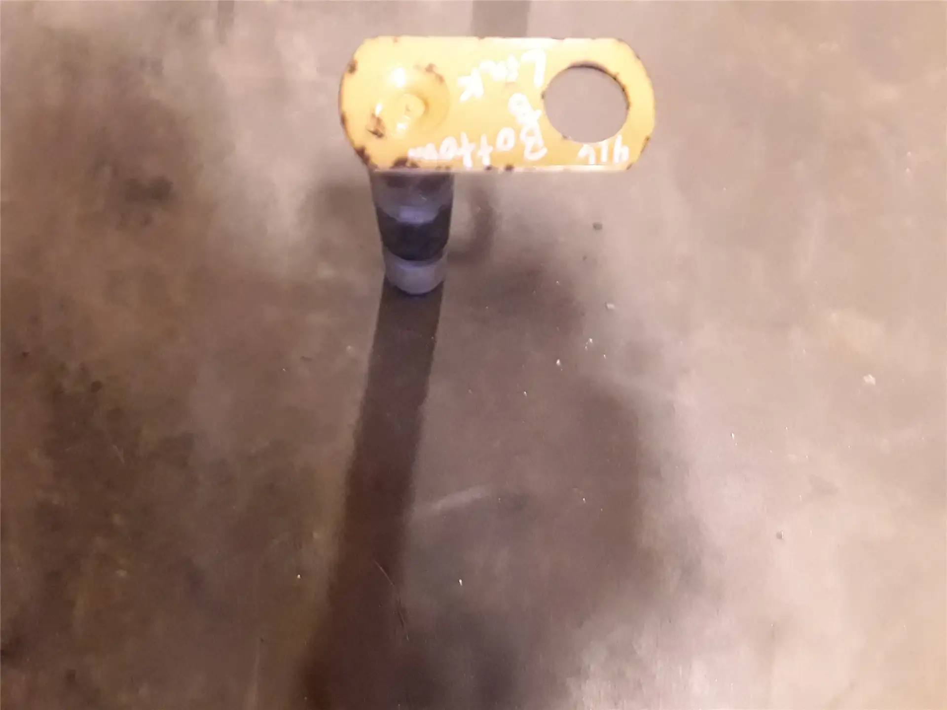 USED PIN AS image