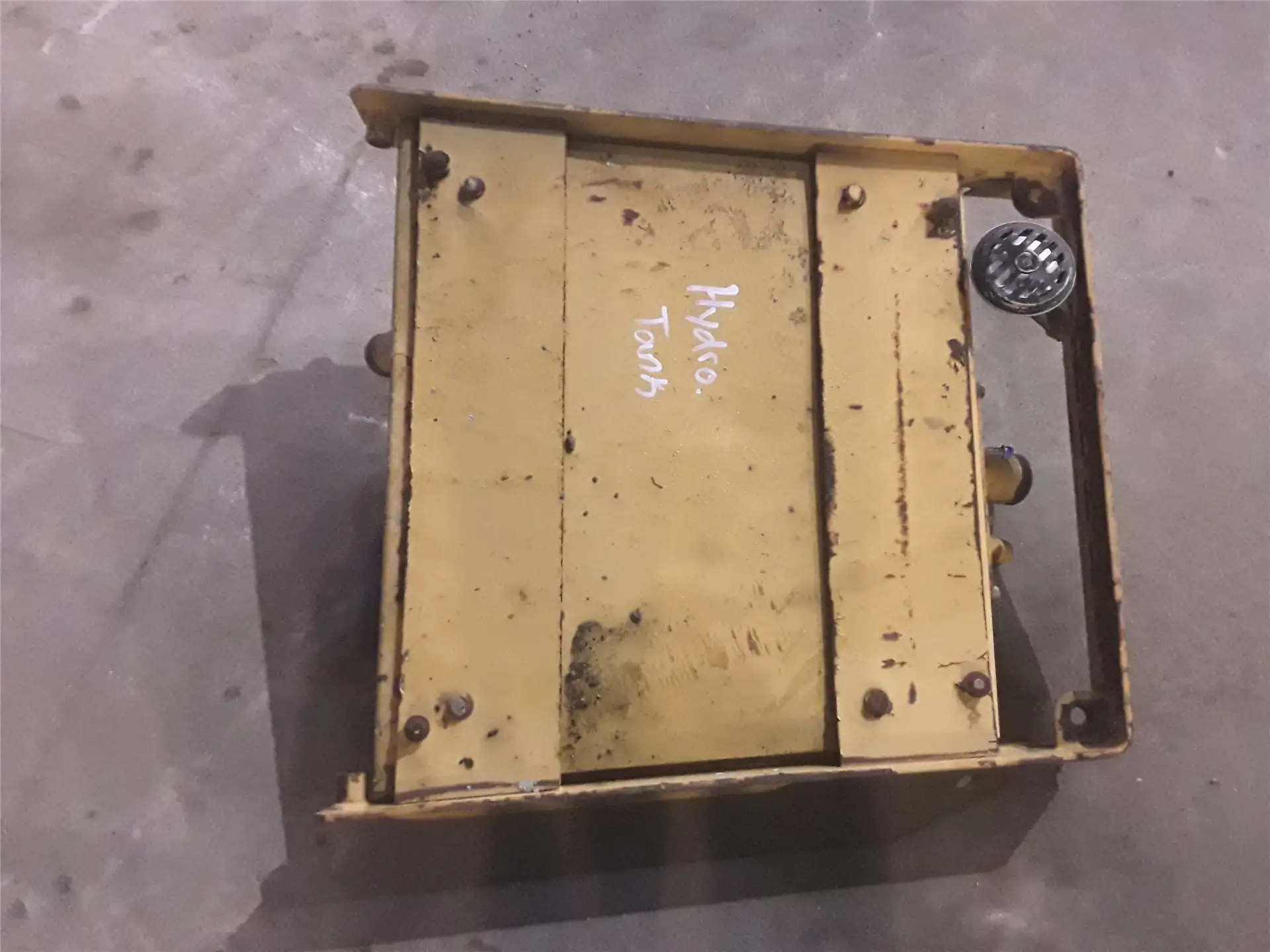 USED HYDRAULIC TAN image