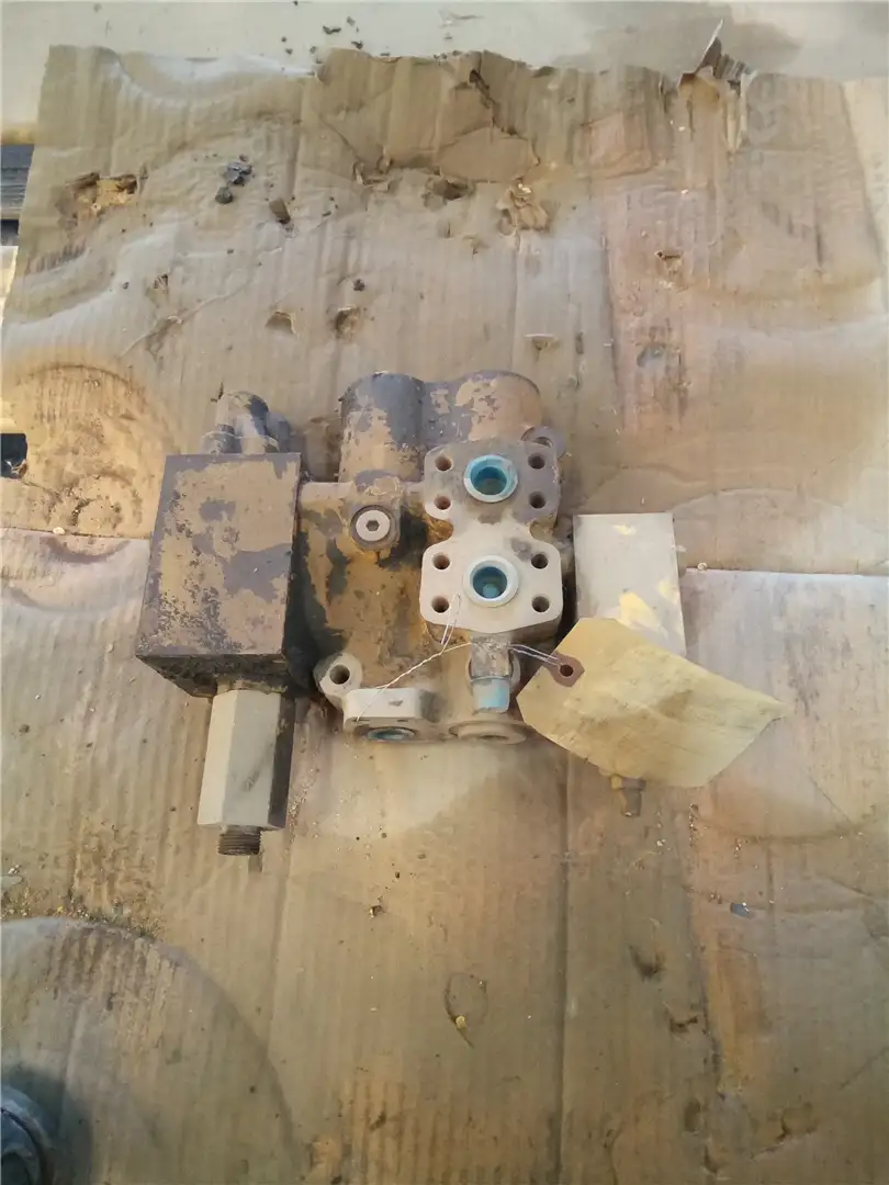 USED VALVE image
