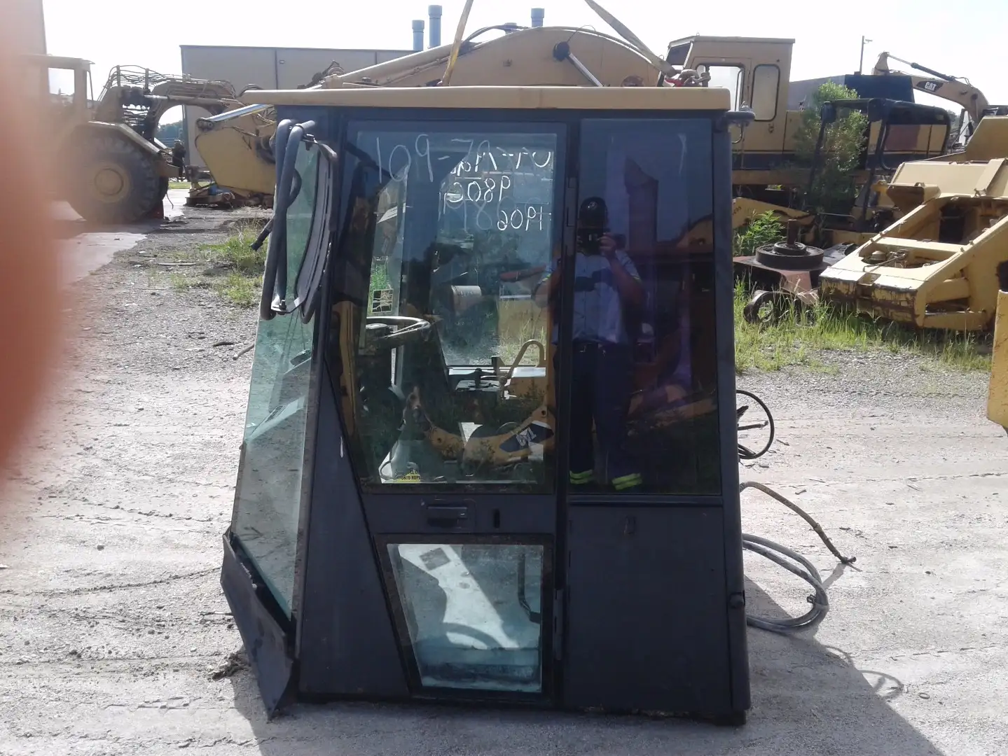 USED CAB image