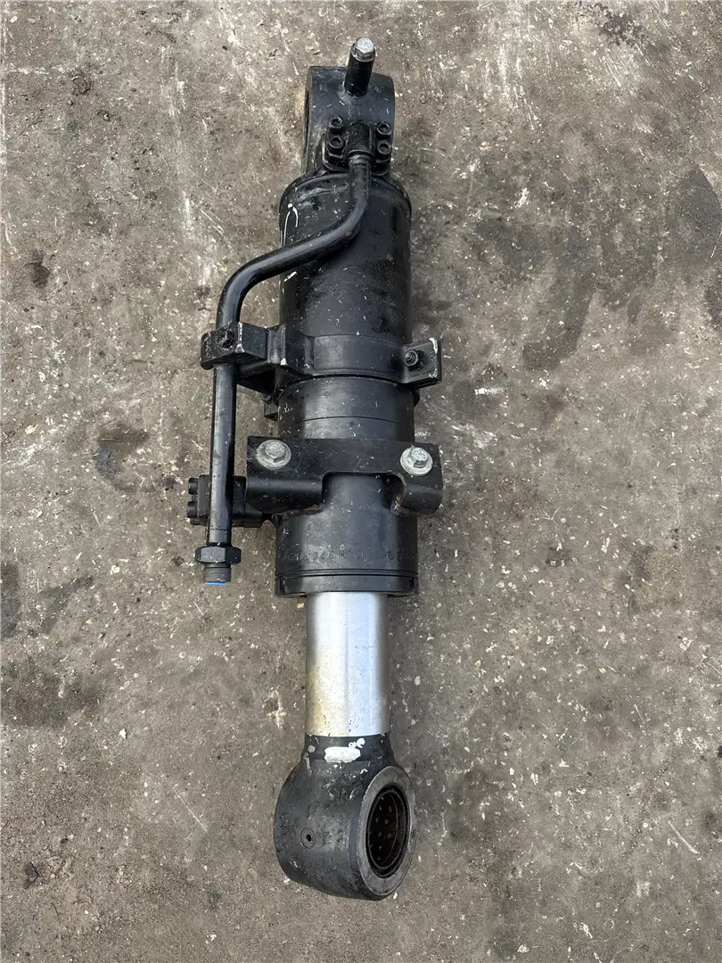 USED LH BLD CYL image