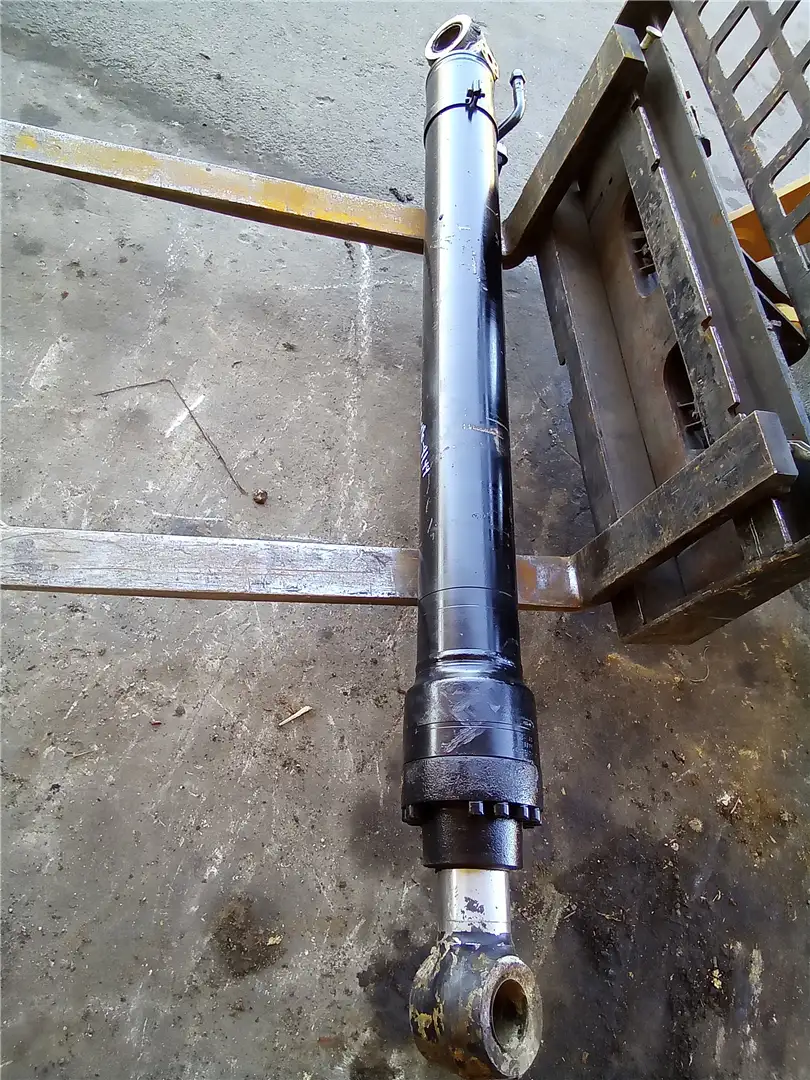 USED STICK CYLINDE image