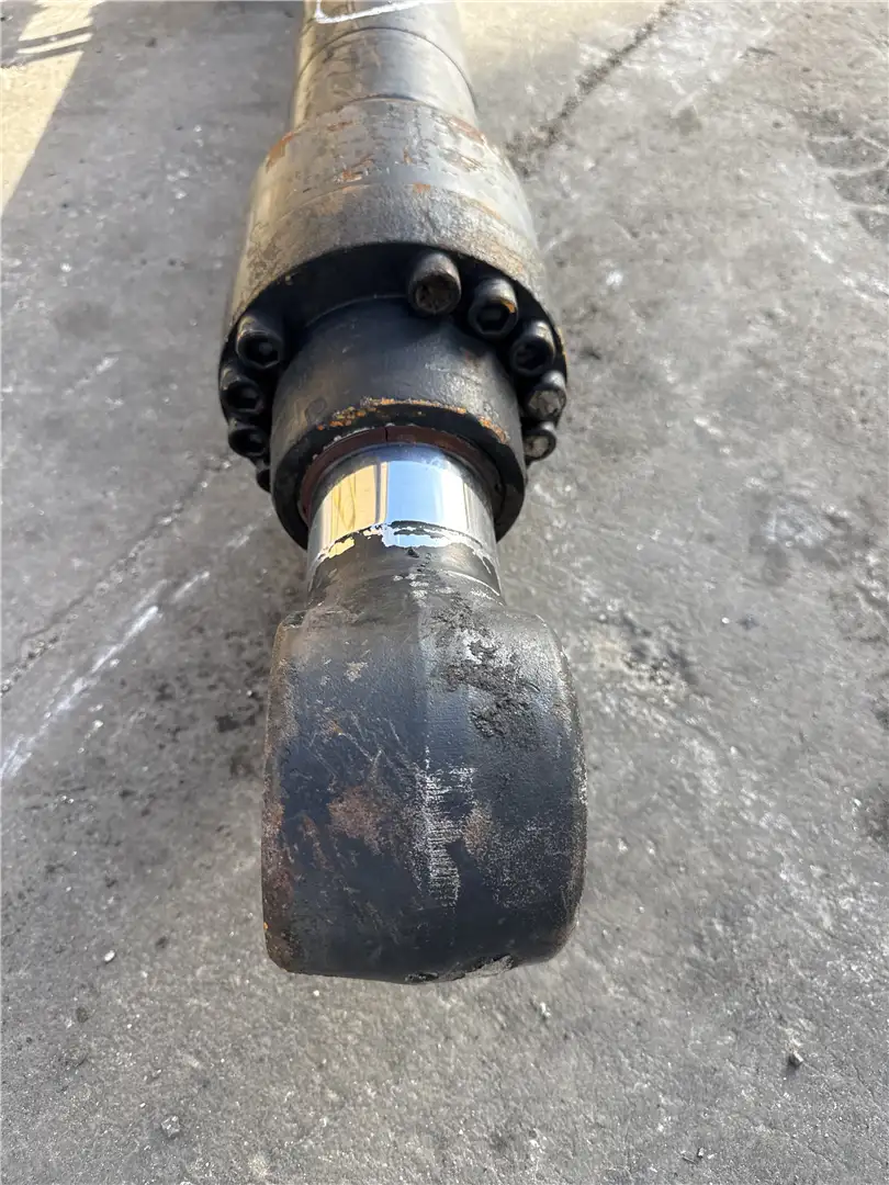 USED HYD CYL image
