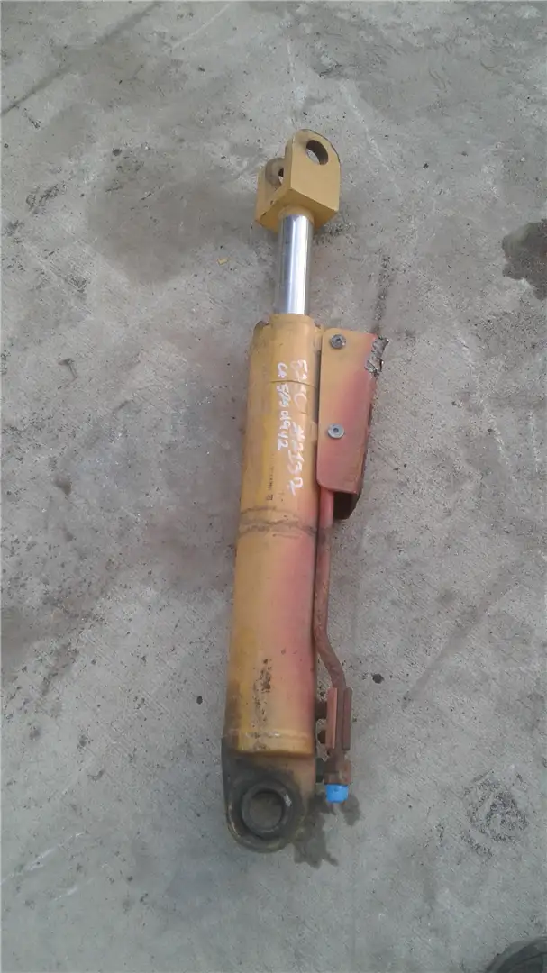 USED BLADE CYLINDE image