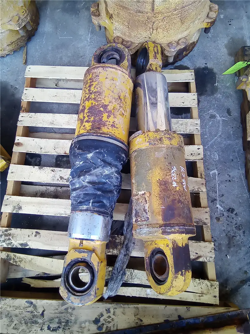 USED SUSPENSION CY image
