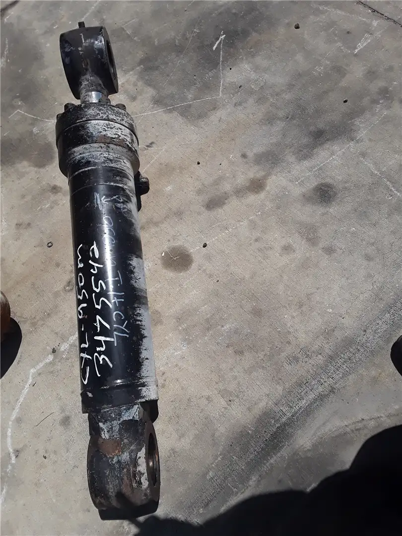 USED TILT CYLINDER image