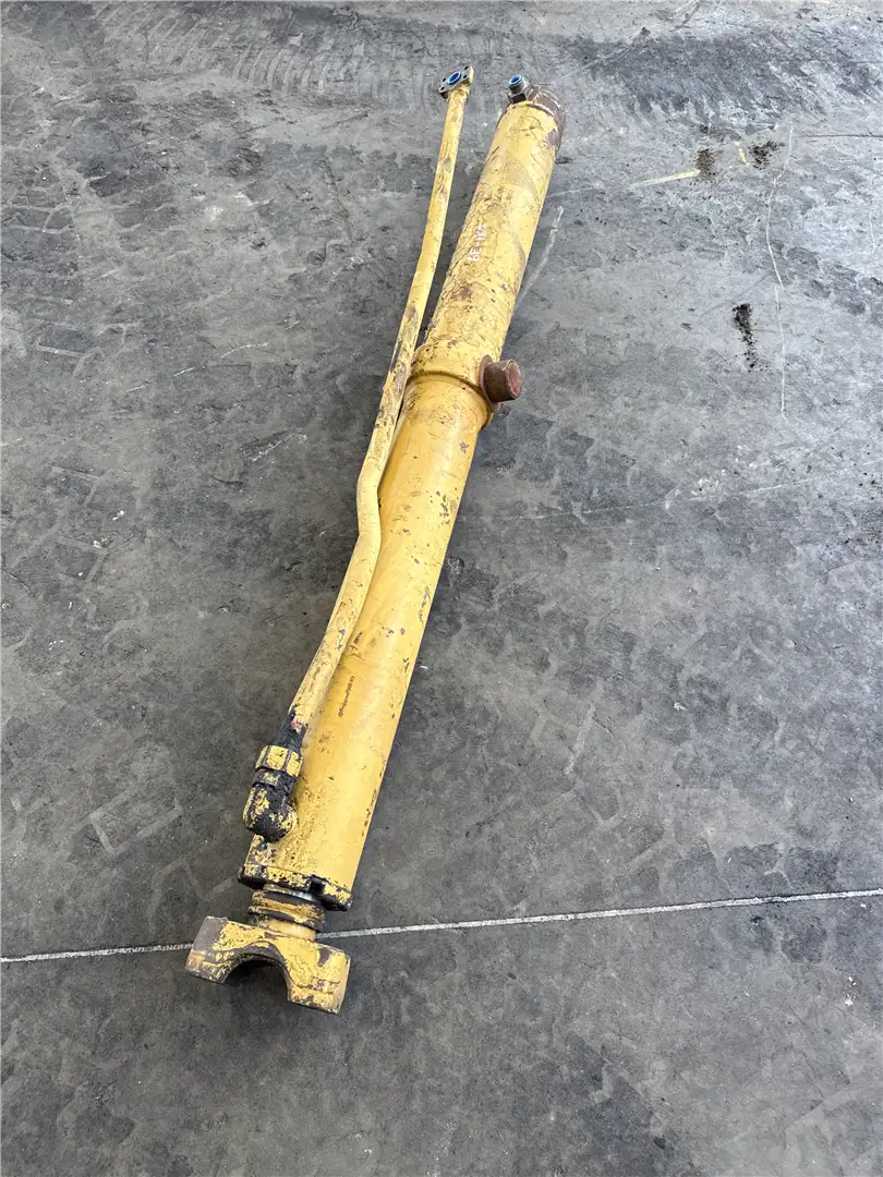 USED CYLINDER image