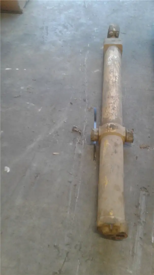USED LIFT CYLINDER image