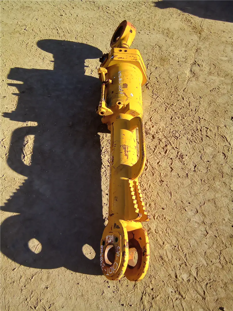 USED TILT CYLINDER image