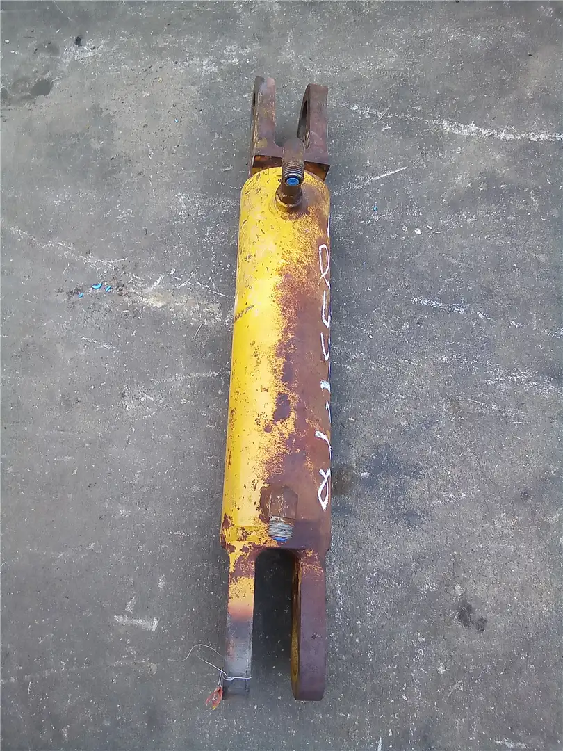 USED STEER CYL image