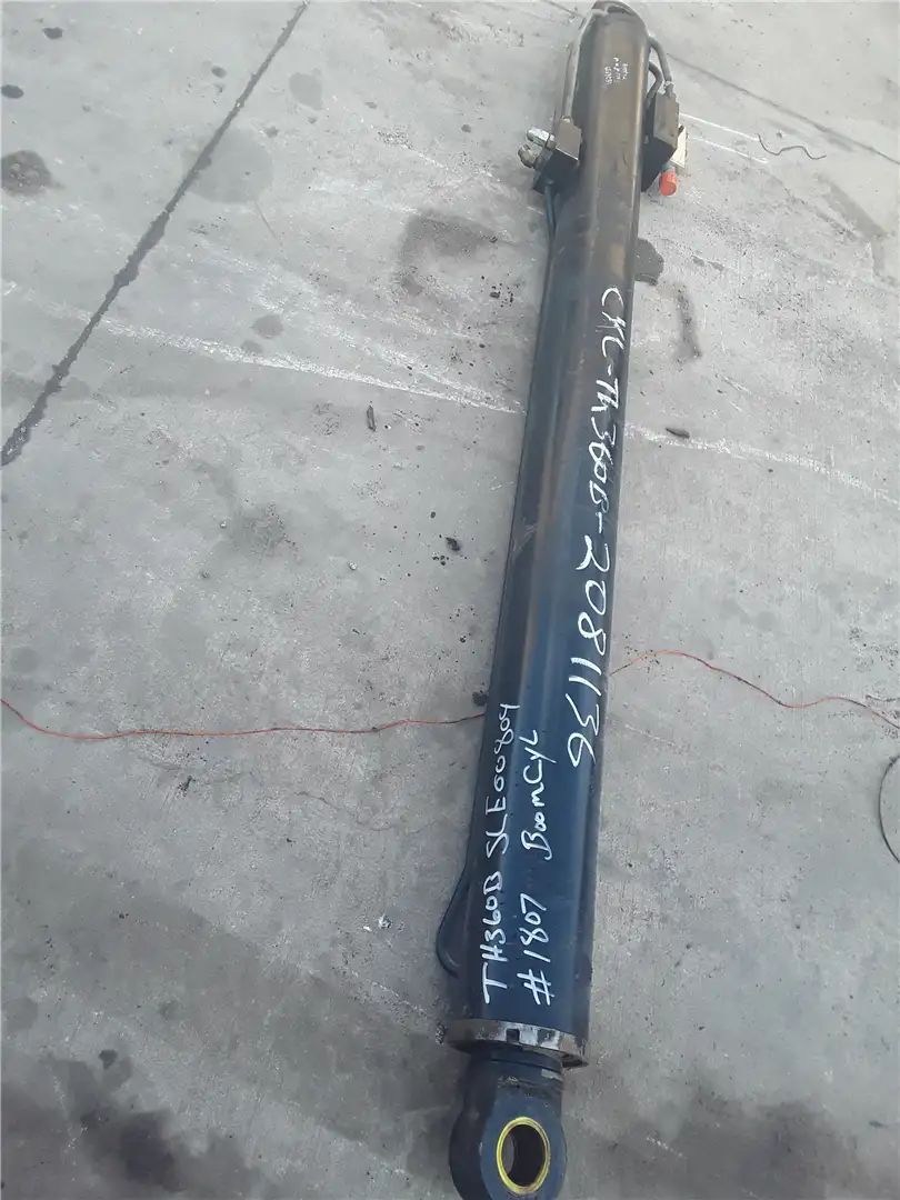 USED CYL BOOM image