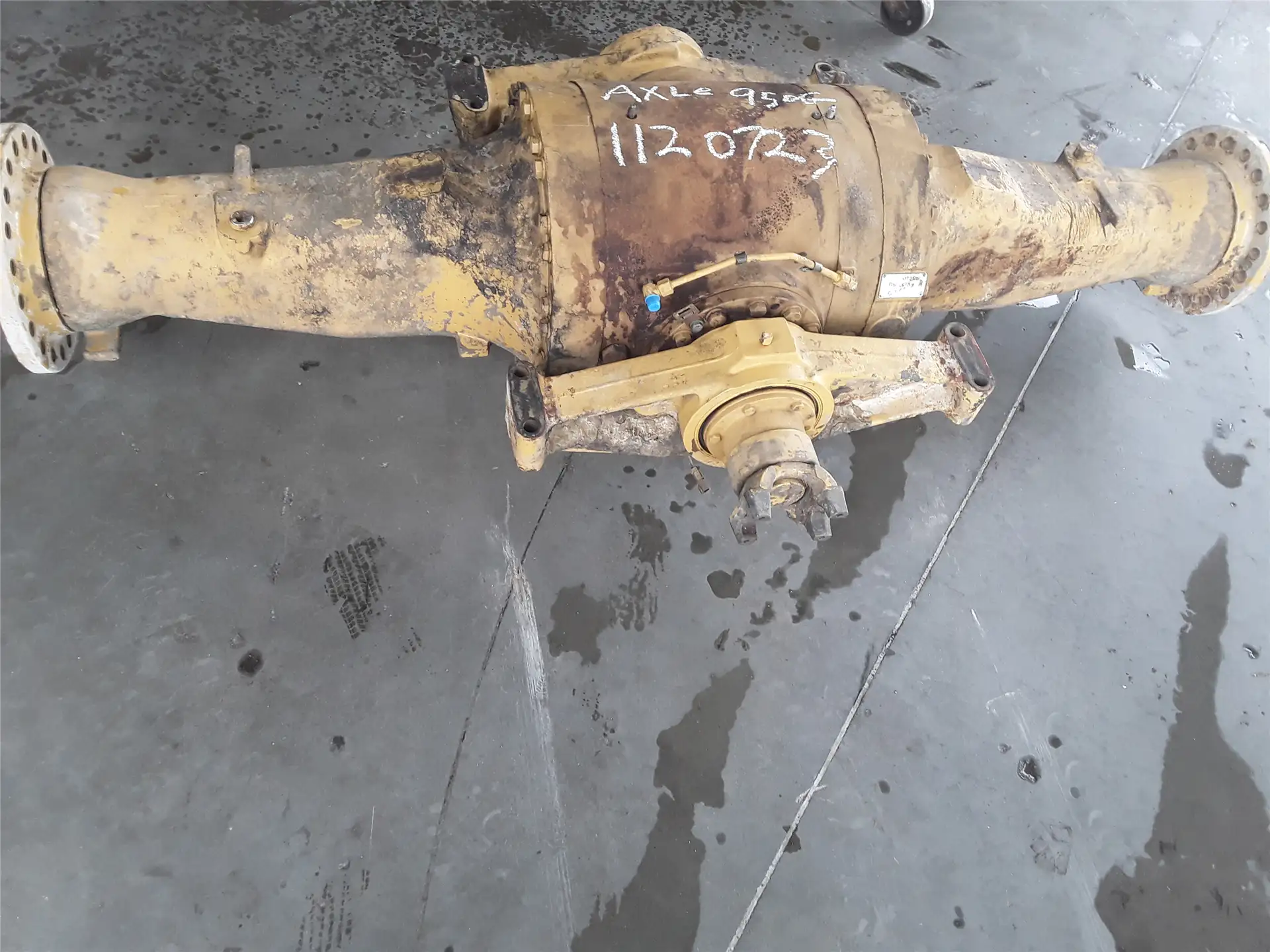 USED AXLE AR-OSCIL image
