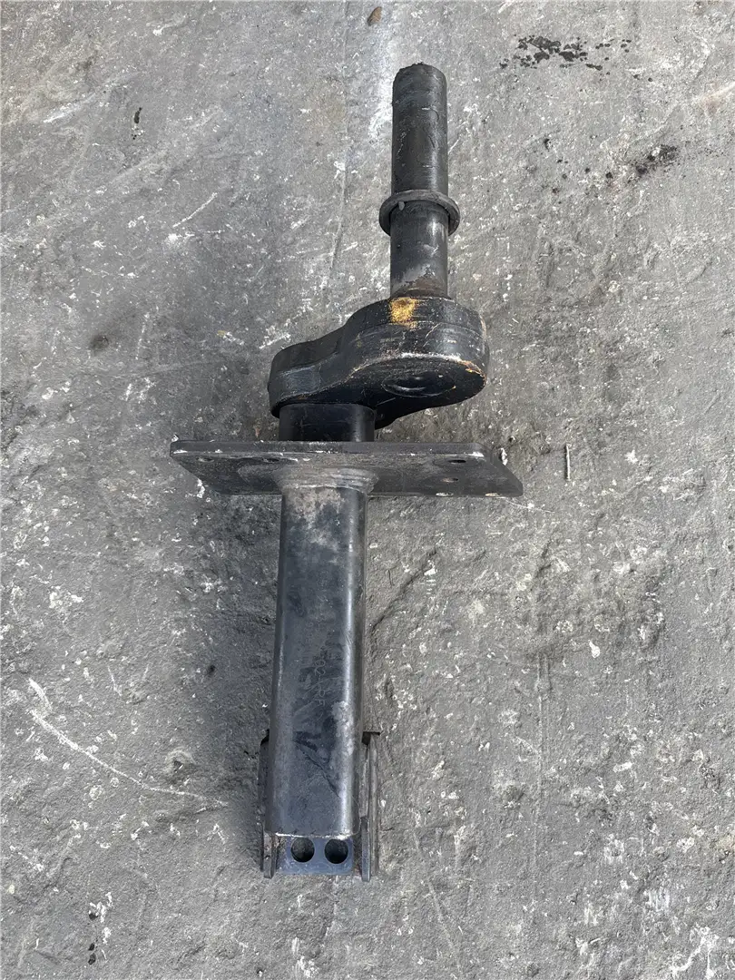 USED FRONT RH AXLE image