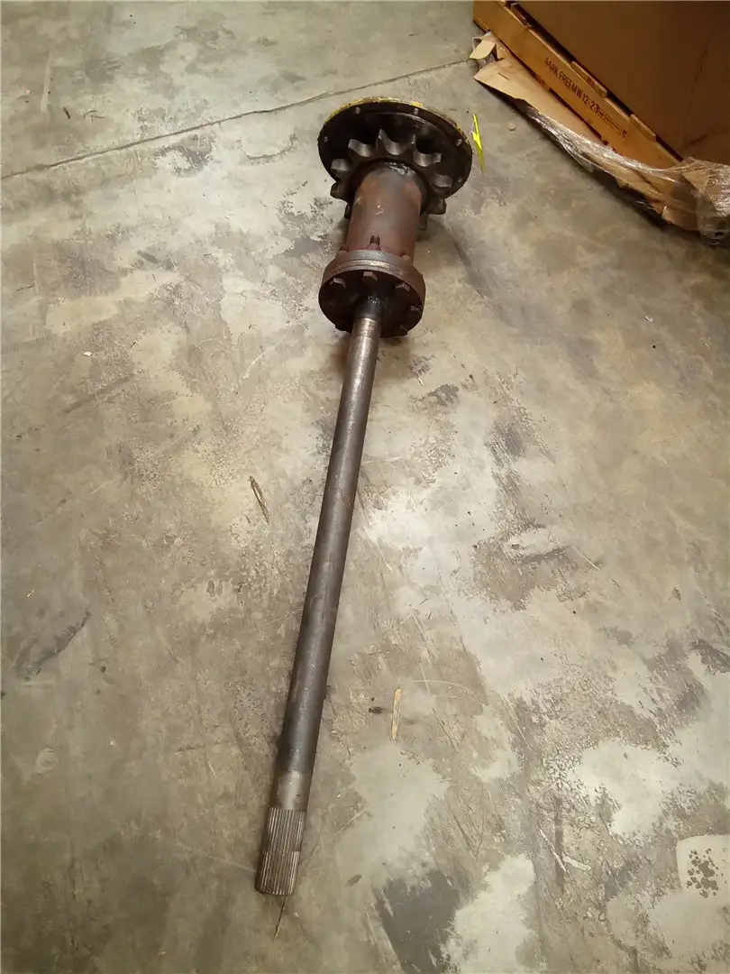 USED REAR AXLE SHA image