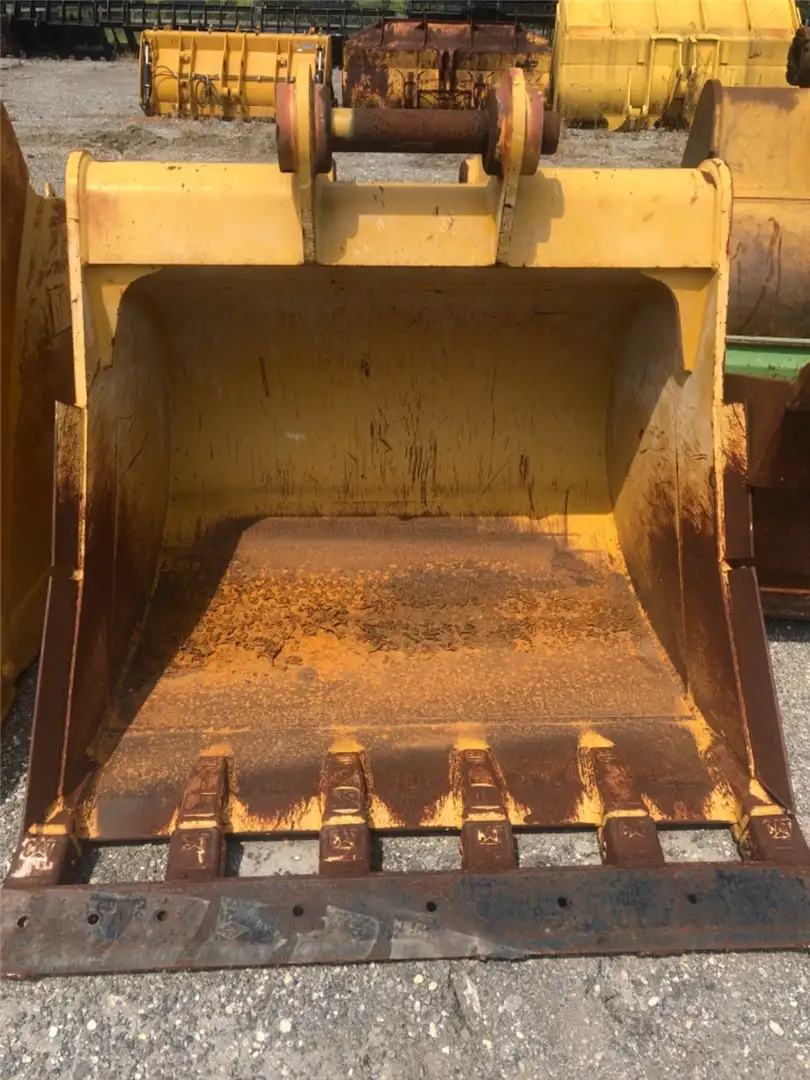USED 56 INCH BUCKE image
