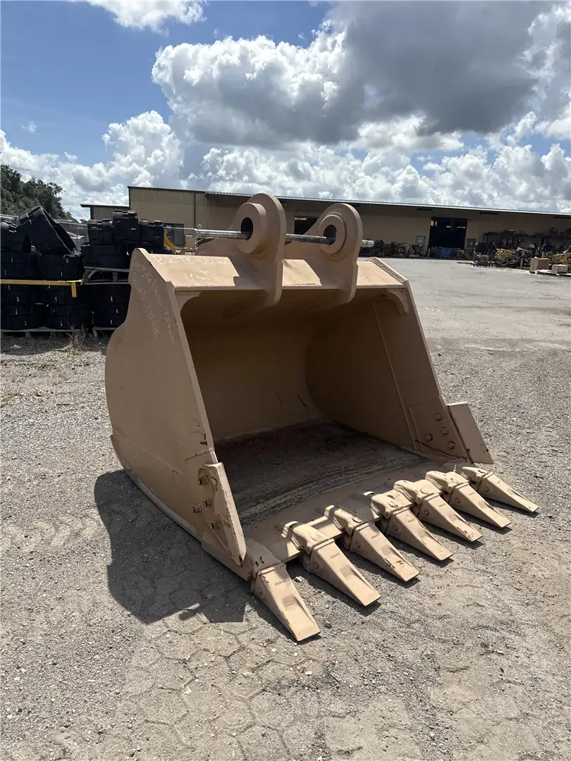 USED 72IN BUCKET image