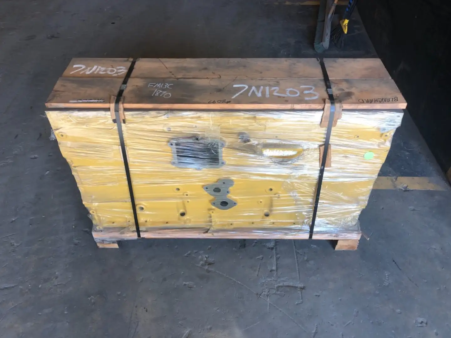 USED BLOCK image