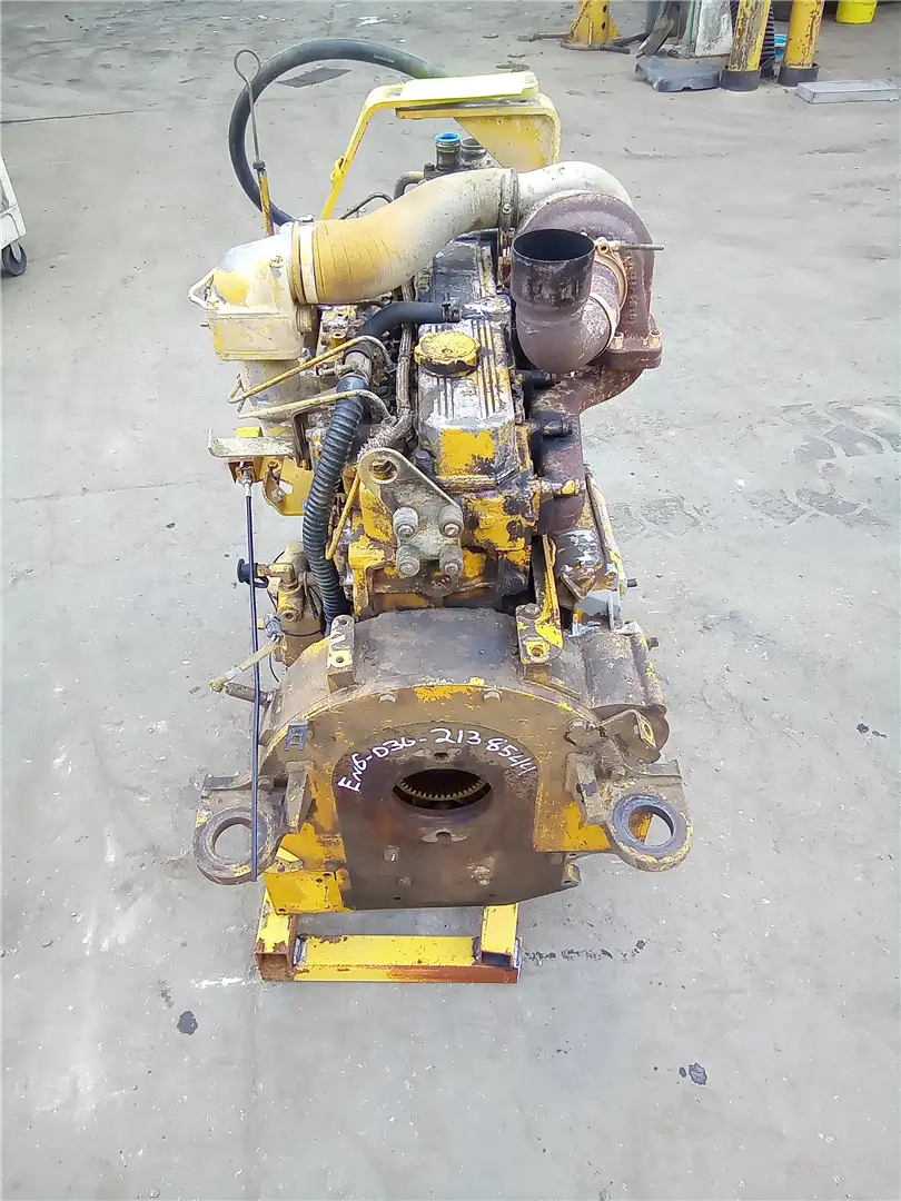 USED ENGINE image