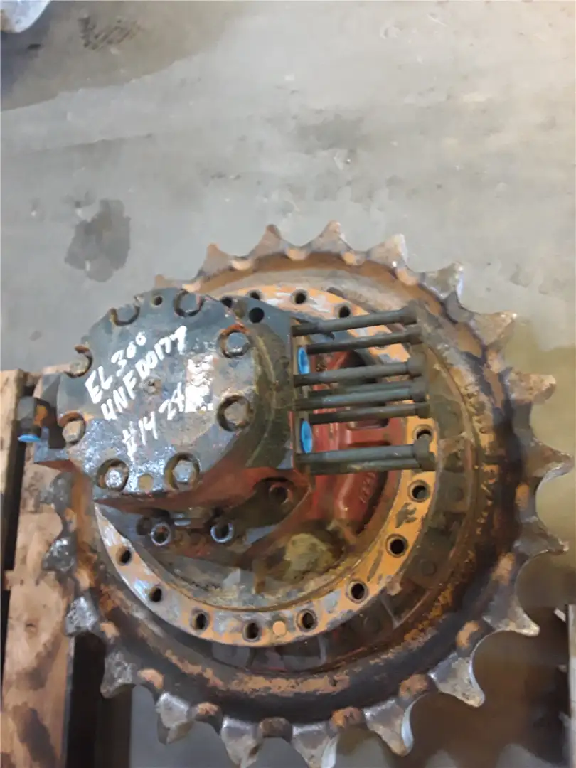 USED FINAL DRIVE W image