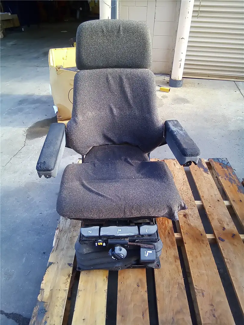 USED SEAT GP image