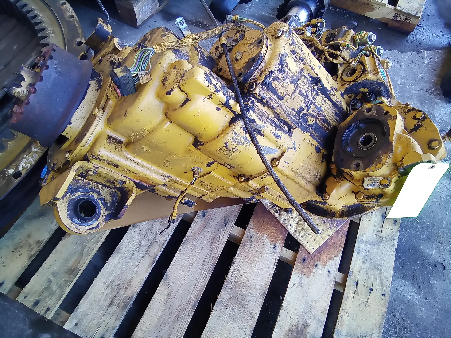 USED TRANSMISSION image