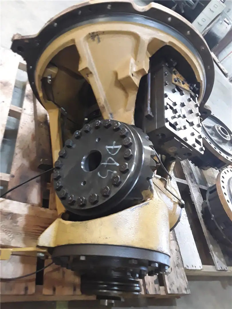 USED TRANSMISSION image
