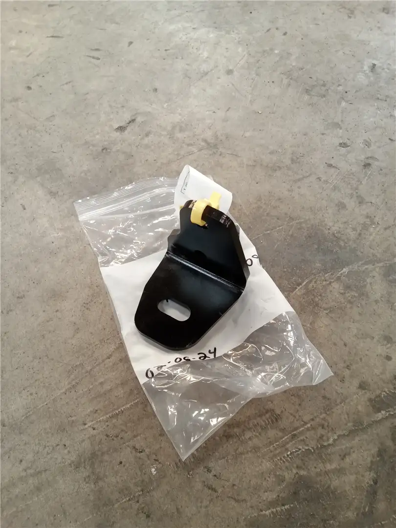 NEW ENGINE BRACKET image