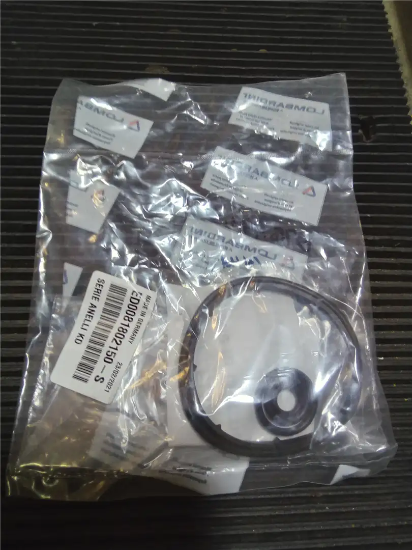 NEW SEAL KIT image