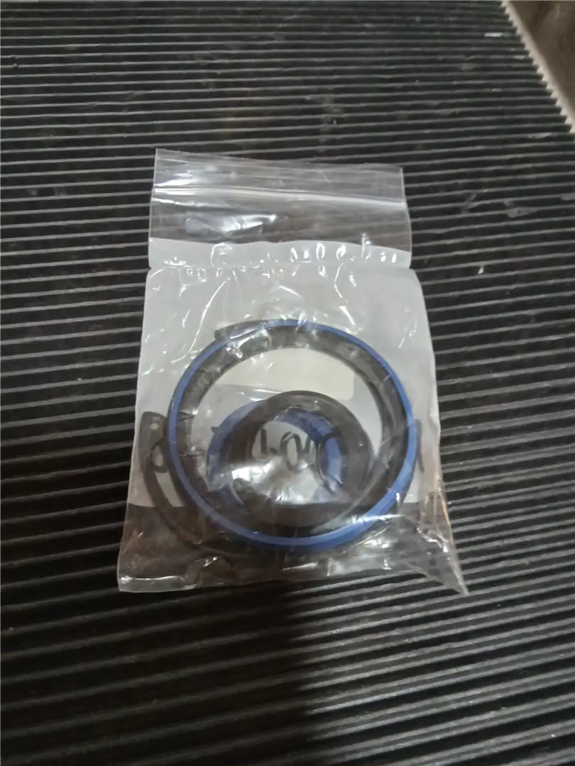 NEW SEAL KIT image