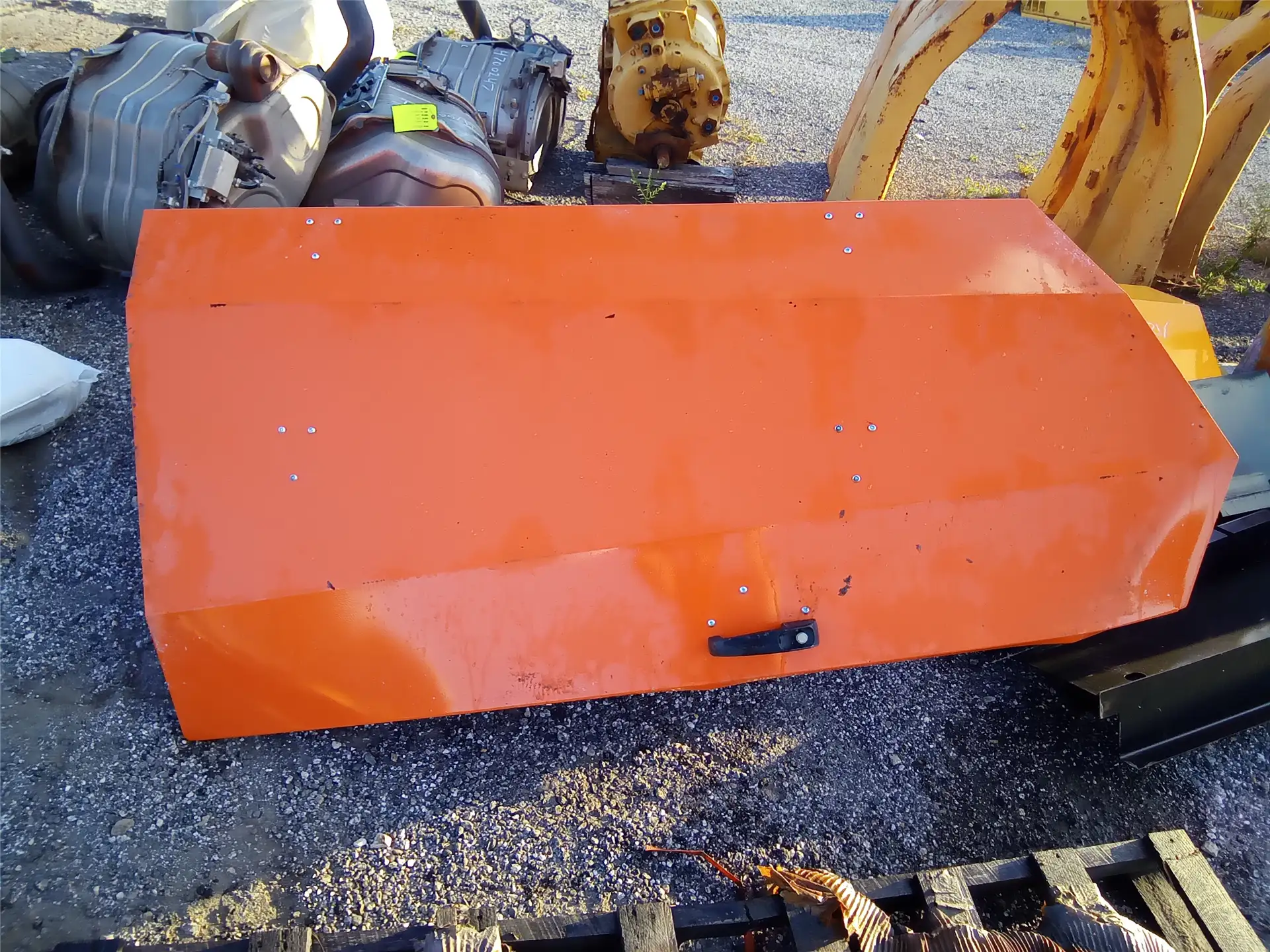 NEW HOOD,ENGINE SI image