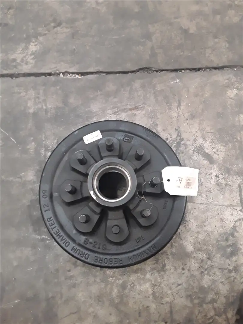 NEW TRAILER HUB/DR image