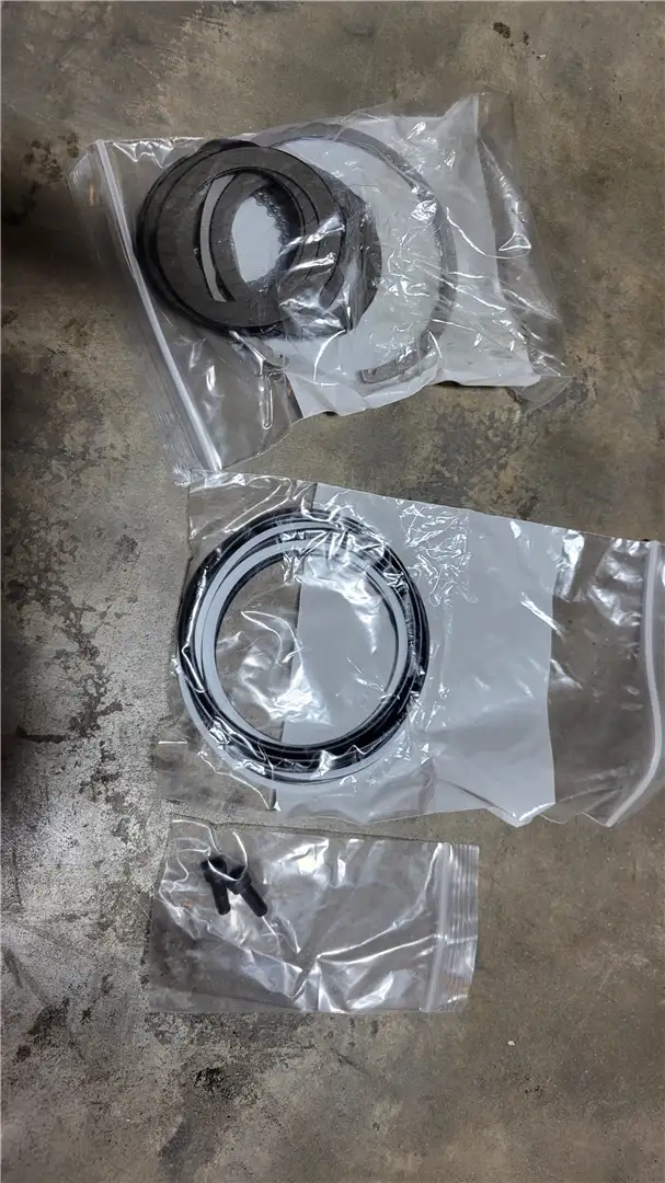 NEW BRAKE PIST KIT image
