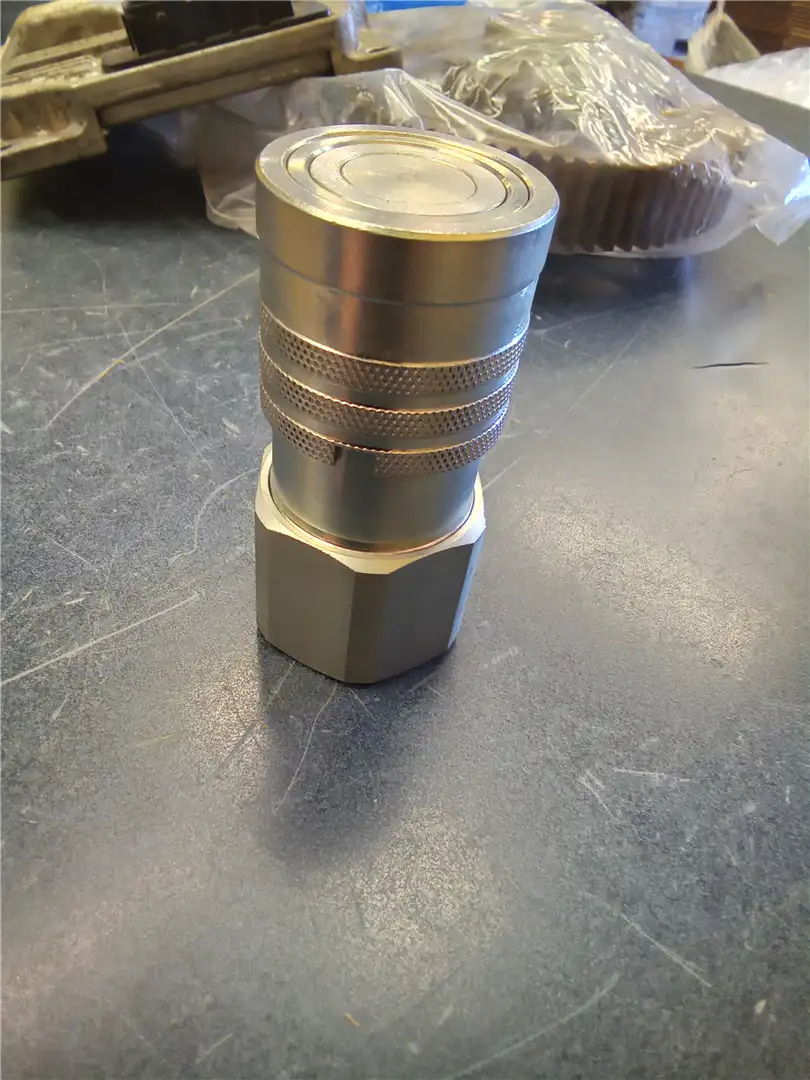 NEW HYD FITTING image