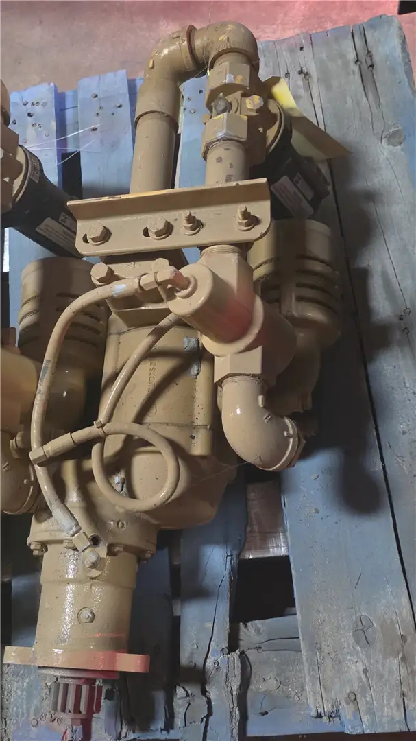 USED STARTING MOTO image