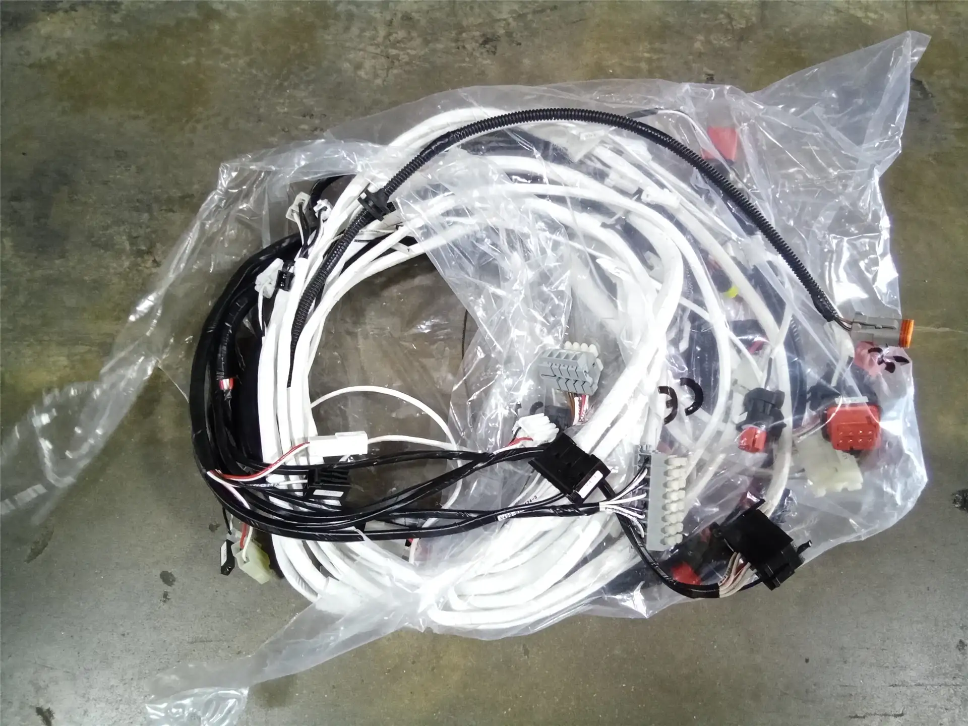NEW HARNESS image