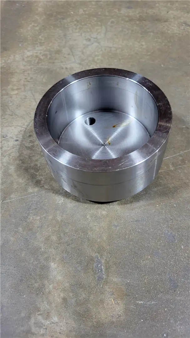 NEW BEARING HOLDER image