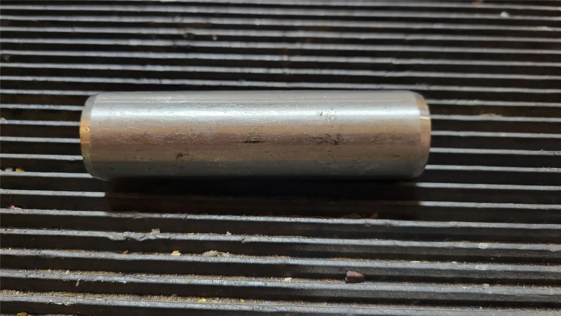 NEW AXLE image