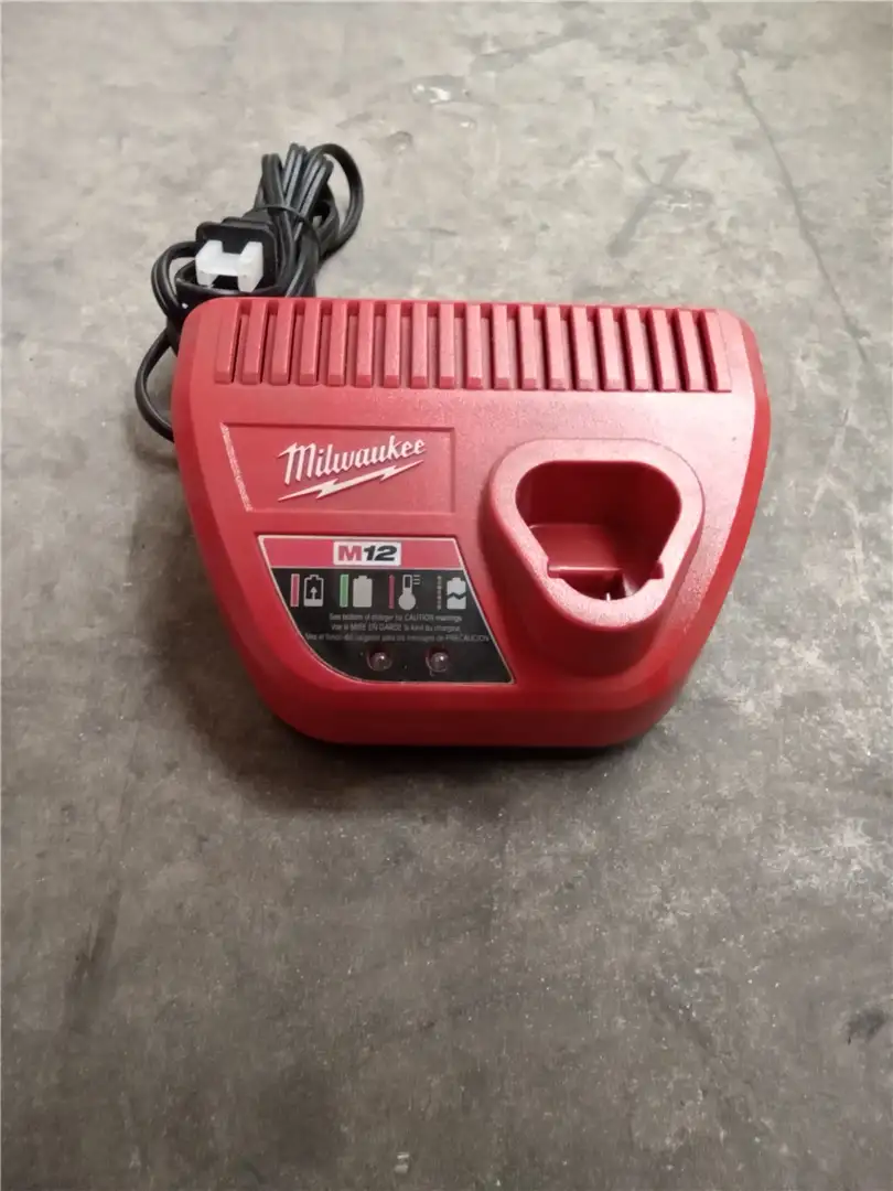 NEW M12 CHARGER image