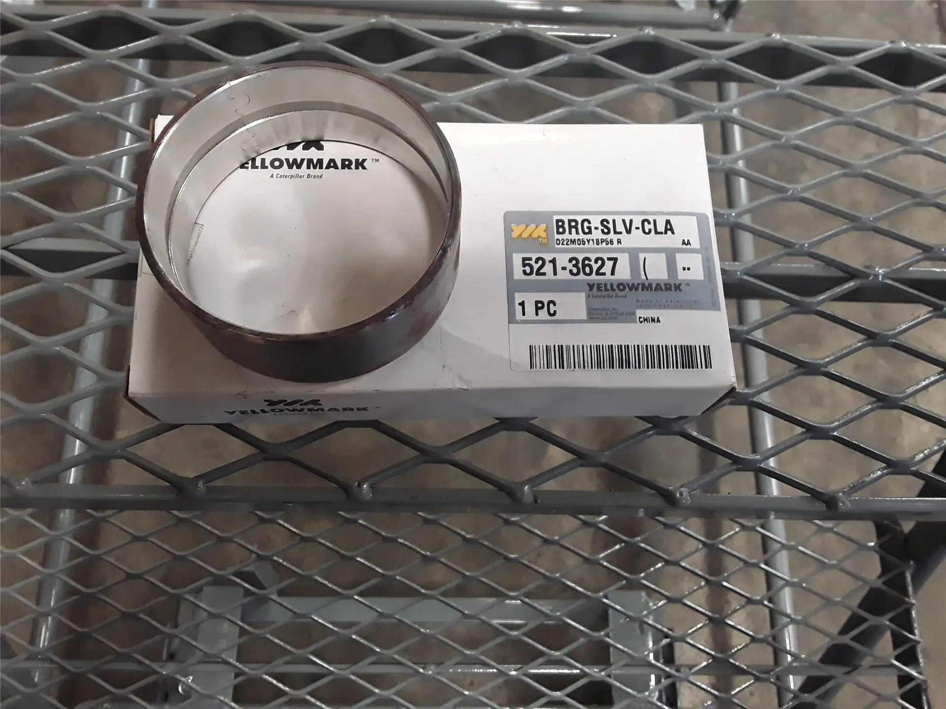 NEW OE CAT BRG-SLV image
