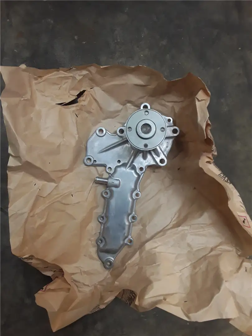 NEW WATER PUMP KUB image