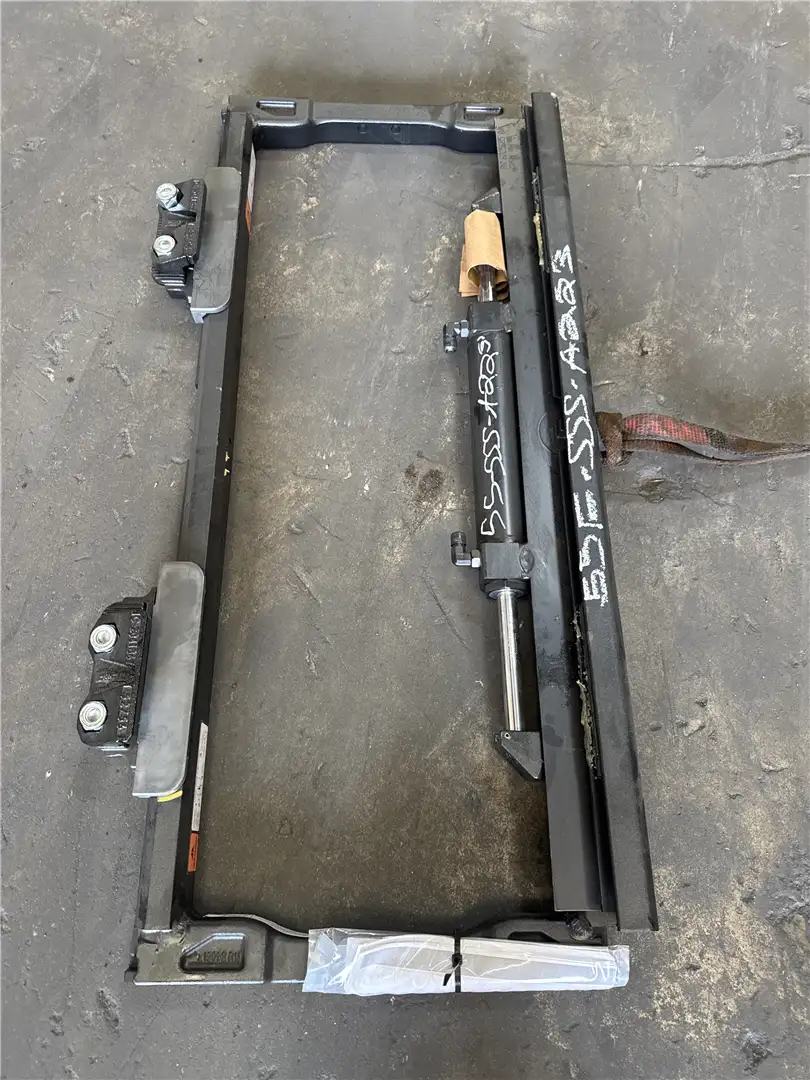 NEW SIDE SHIFT ASS image