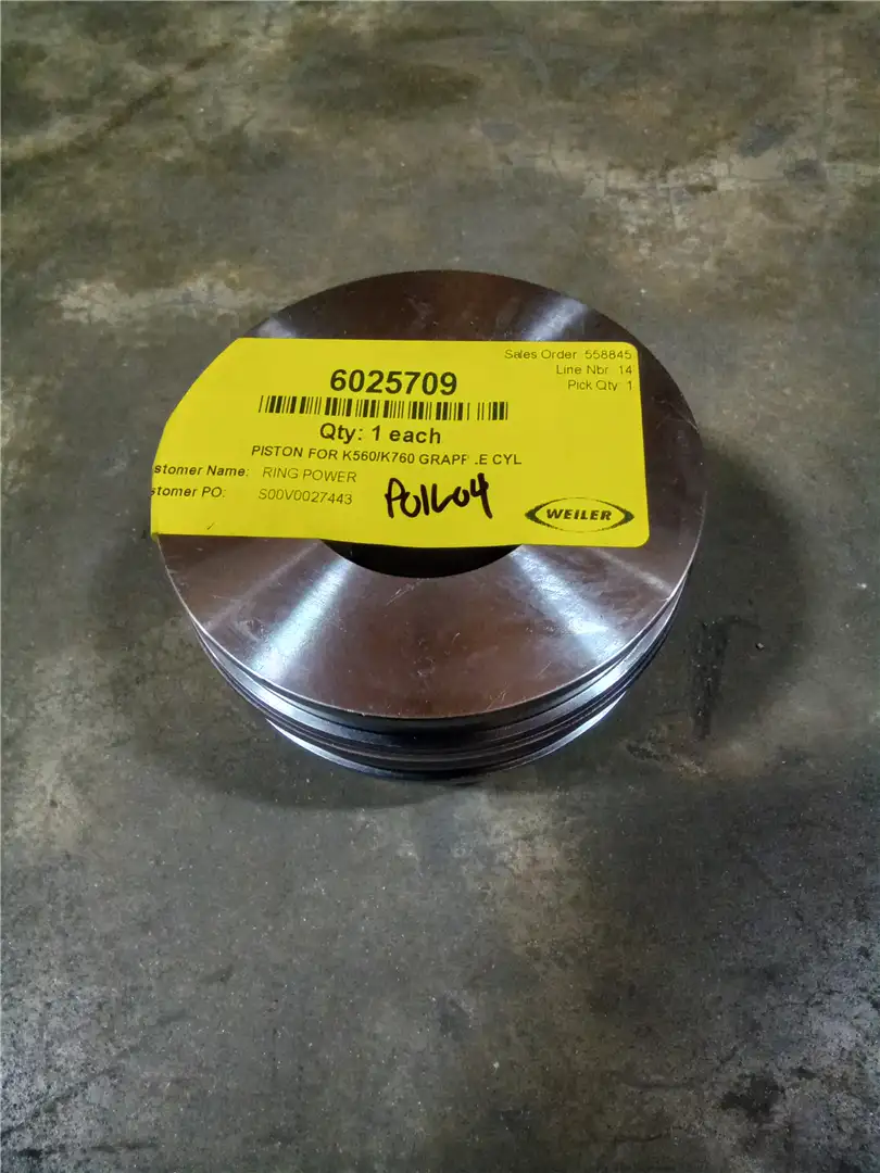 NEW PISTON image