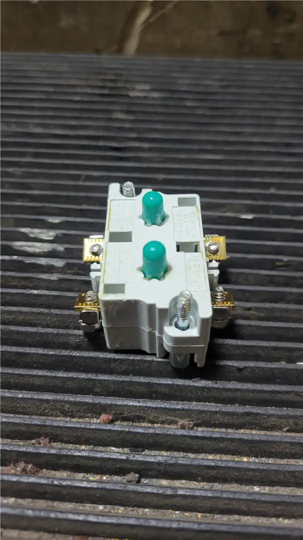 NEW CONTACT BLOCK image