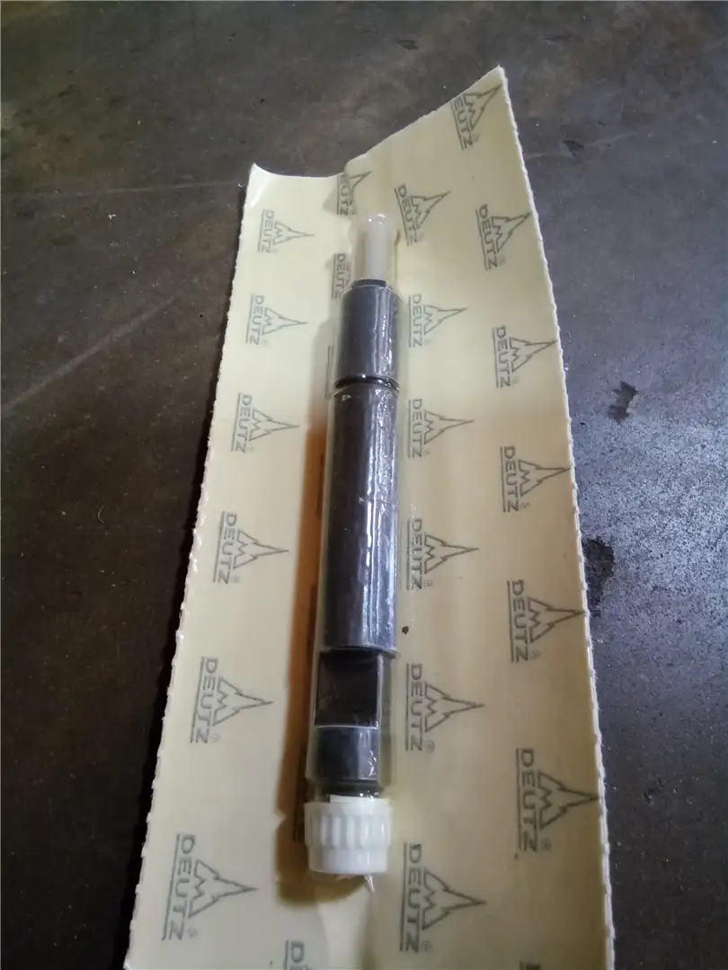 NEW FUEL INJECTOR image