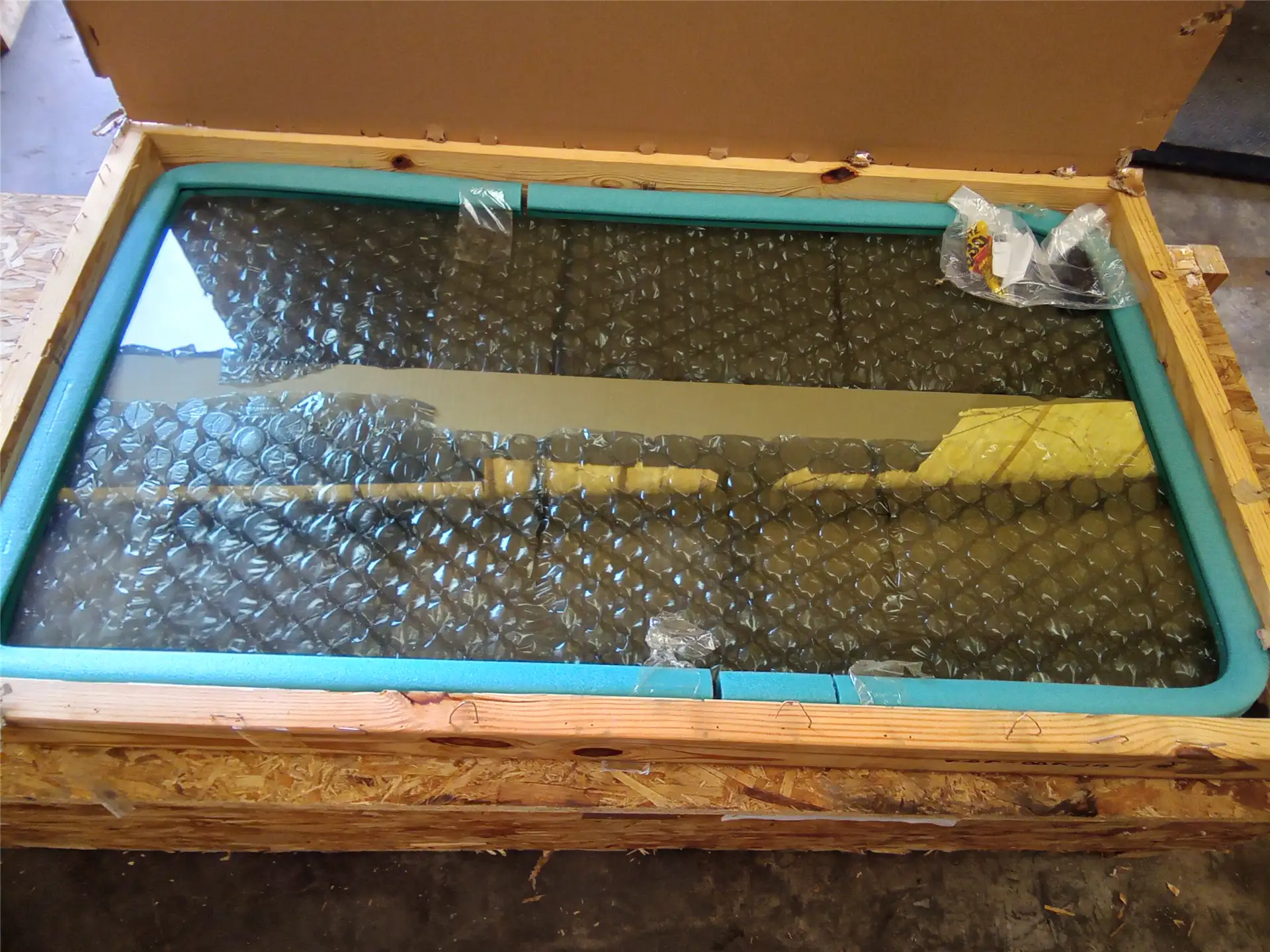 NEW GLASS image